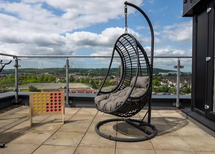 2-Bedroom Cardiff Bay Apartment Wi-Fi, Parking