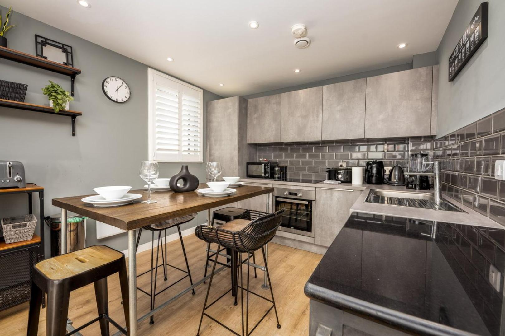 2-bedroom Bay Wi-fi, Parking * Cardiff