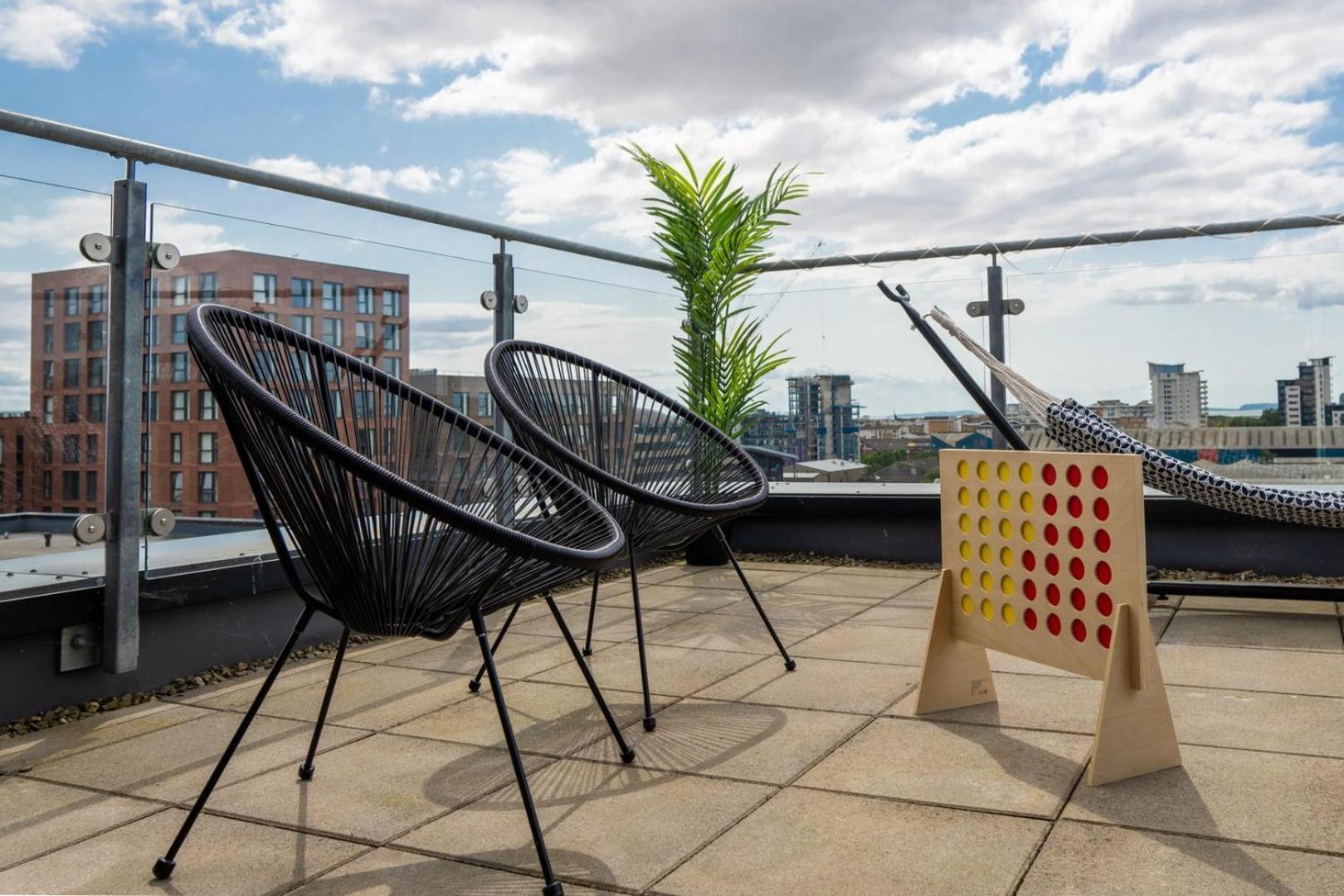 2-bedroom Bay Wi-fi, Parking Cardiff
